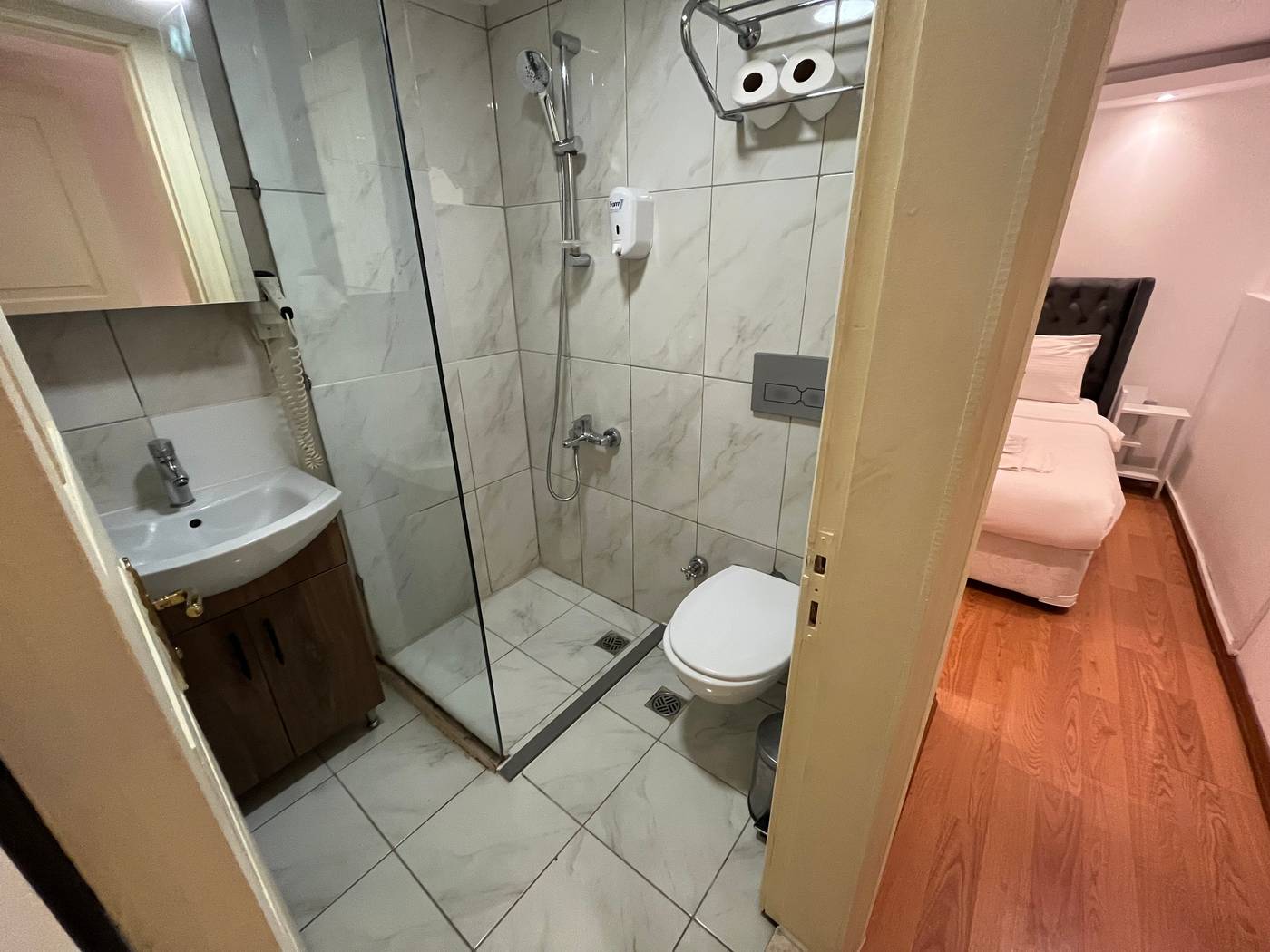 Le-Safran-Suite-Room-56