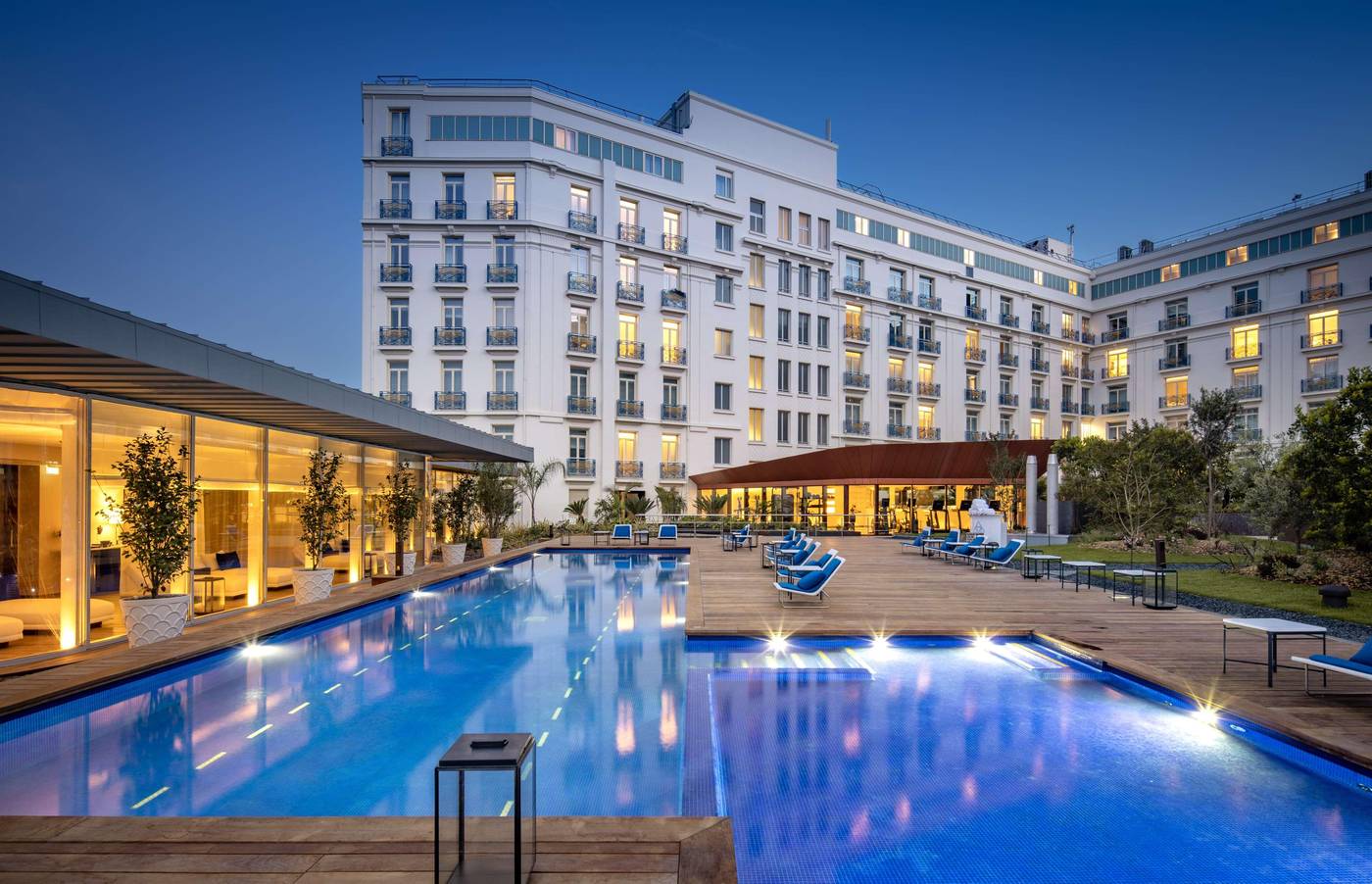 Hôtel Martinez, in The Unbound Collection by Hyatt - France - CANNES - Pool - 7