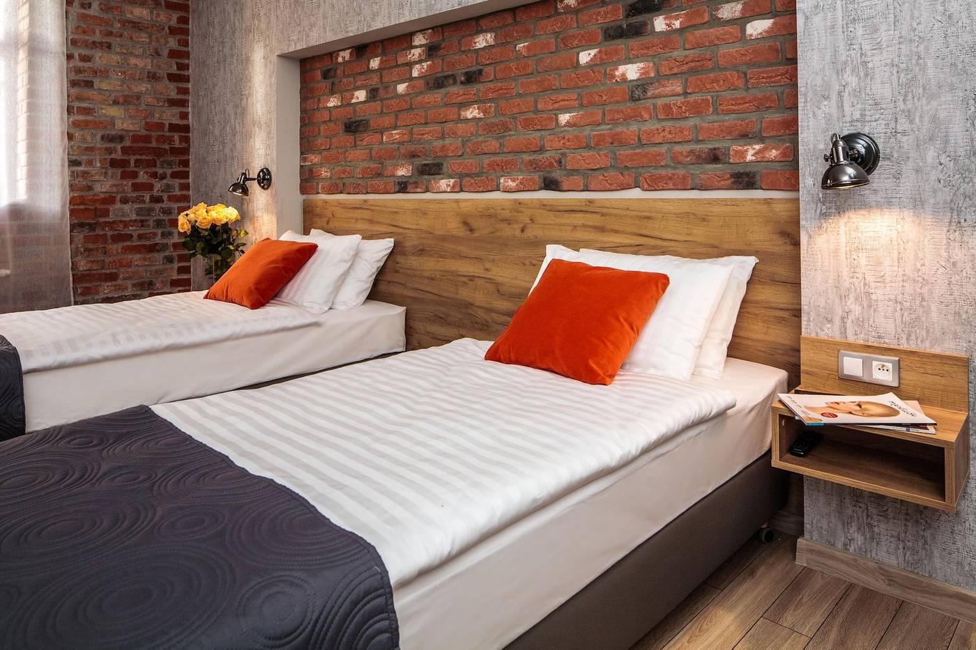 Art---Garden-Residence-Room-34