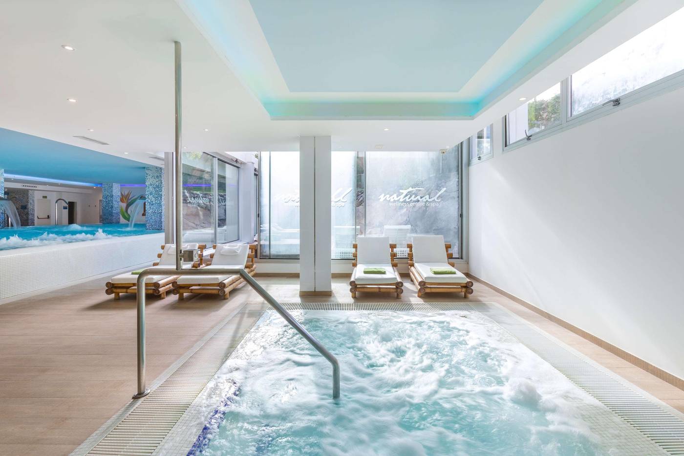 Alexandre-Hotel-Troya-Sports-and-Entertainment-63