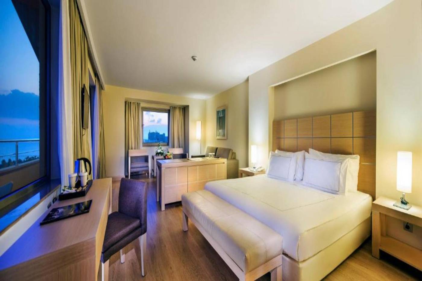 Bellis-Deluxe-Hotel-Room-33