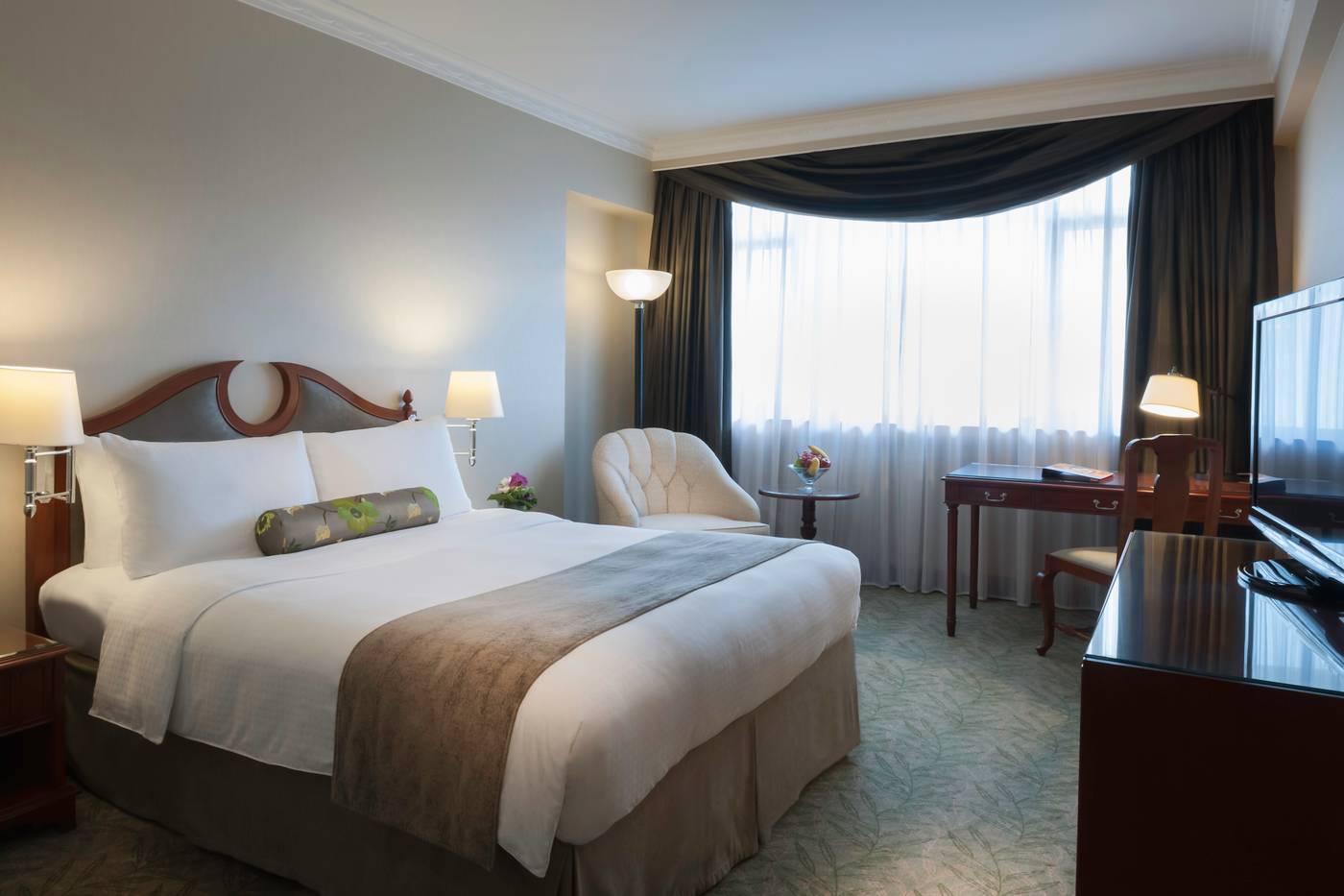 Marco-Polo-Hongkong-Hotel-Room-14