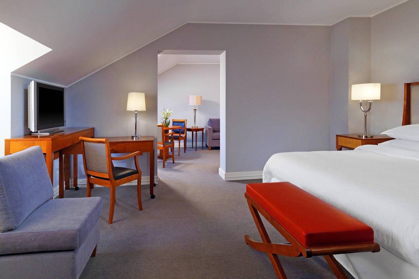 Sheraton-Diana-Majestic-Room-40