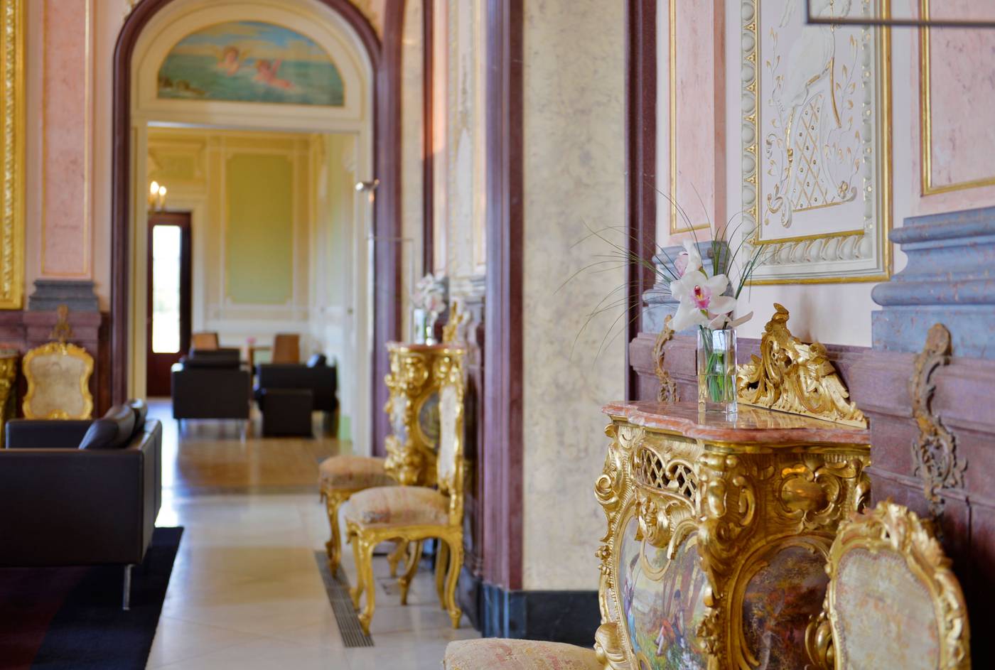 Pousada-Palacio-de-Estoi-Lobby-39