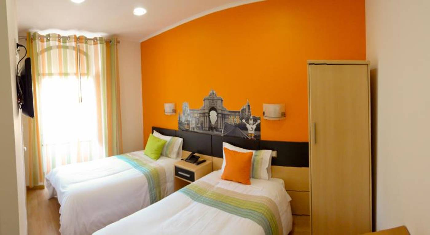 Vila-Nova-Guesthouse-Room-10