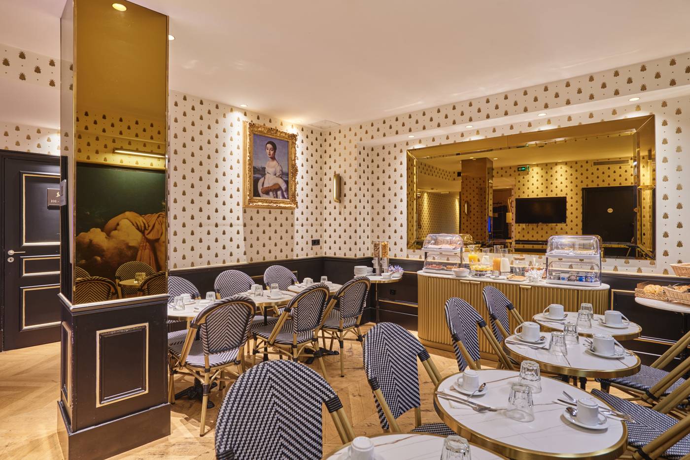 Hotel-Eiffel-Petit-Louvre-Restaurant-45