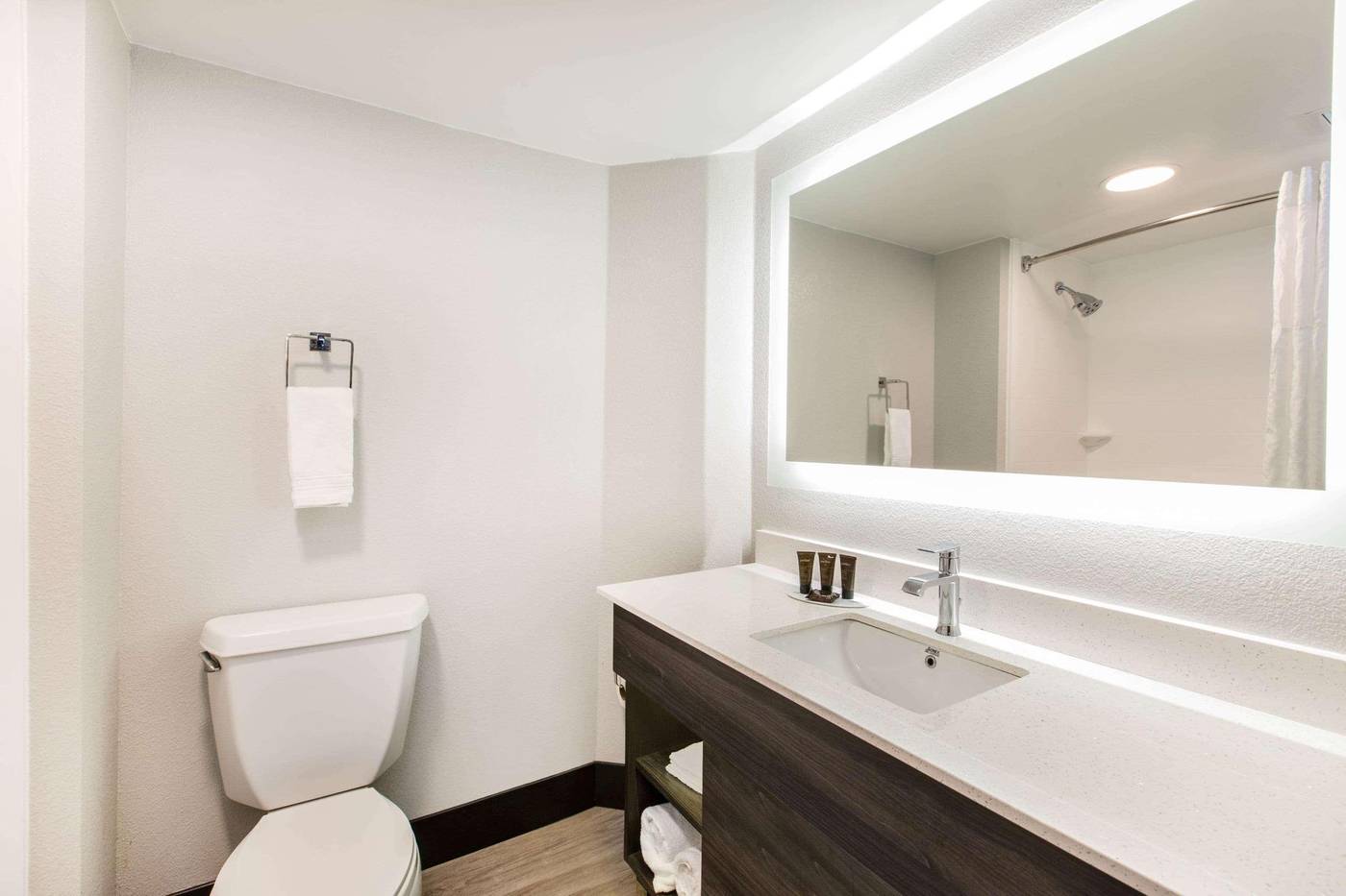 Wingate by Wyndham Goodlettsville-United States-Goodlettsville-Room-10