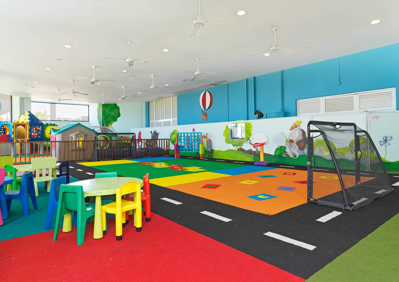 St--Raphael-Resort-Sports-and-Entertainment-76