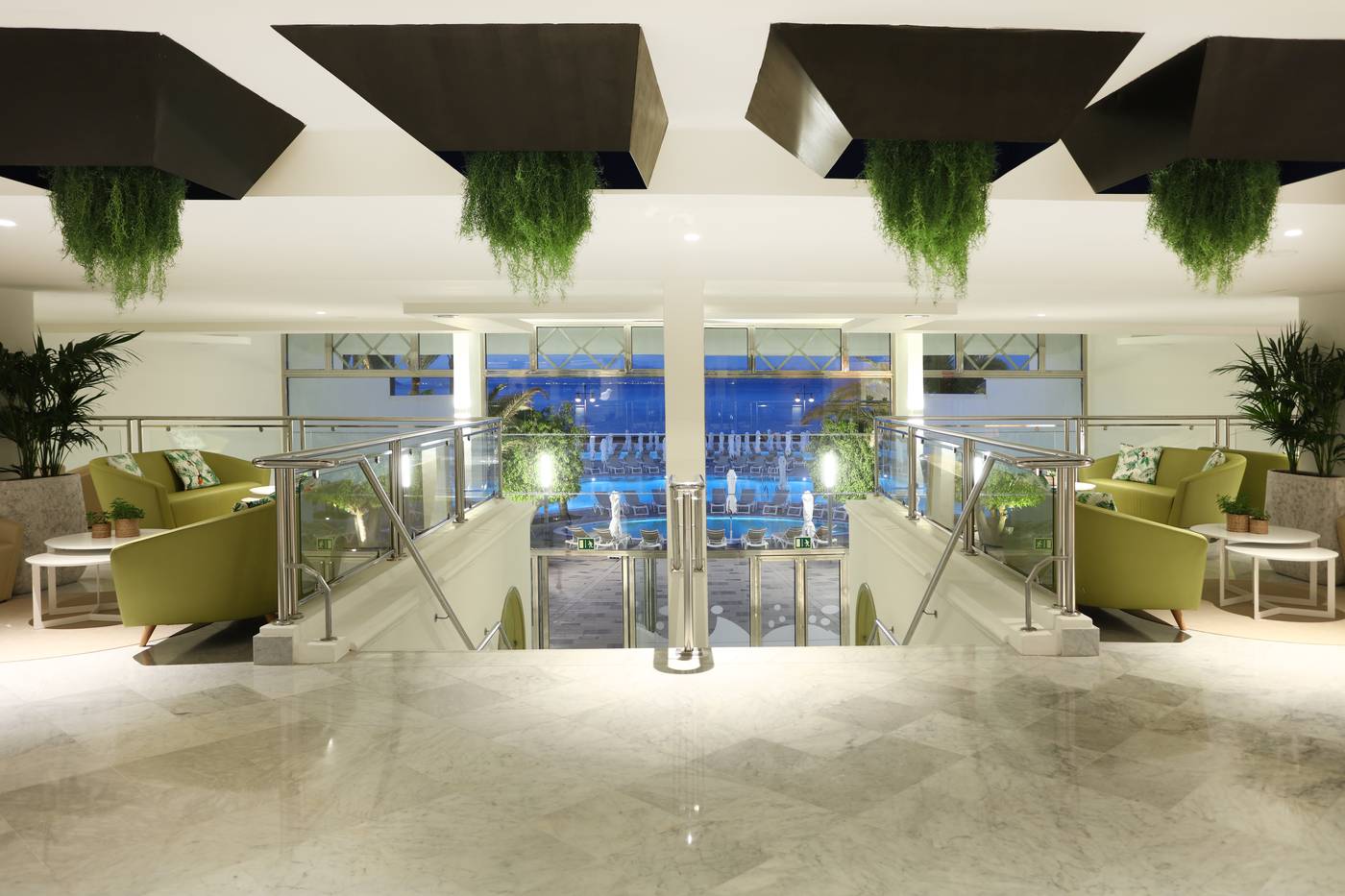 IBEROSTAR-Lanzarote-Park-Lobby-44