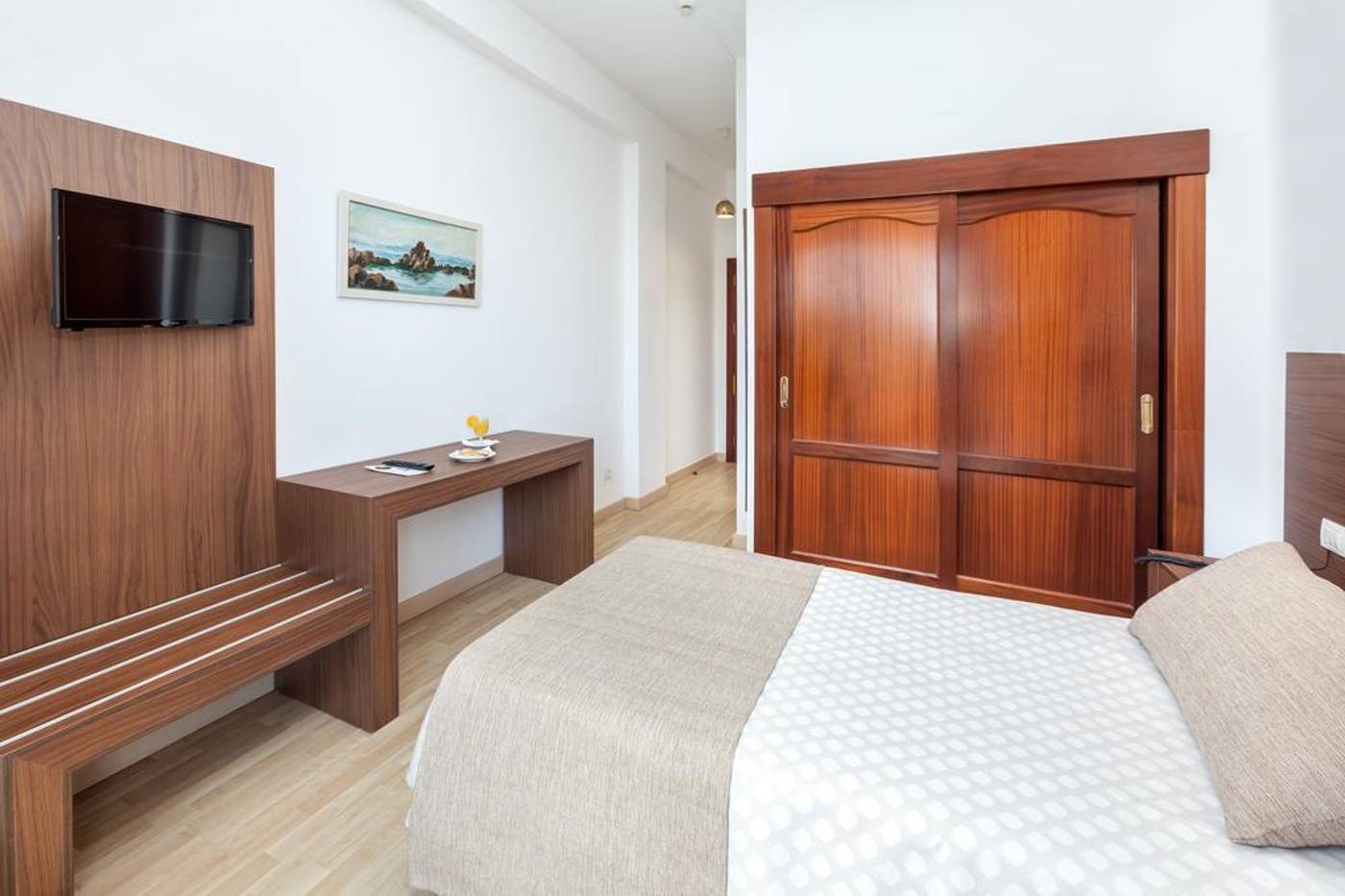 Don-Manolito-Room-17