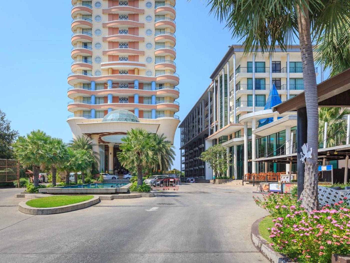 Long Beach Garden Hotel and Pavilions-Thailand-Pattaya City-General view-6