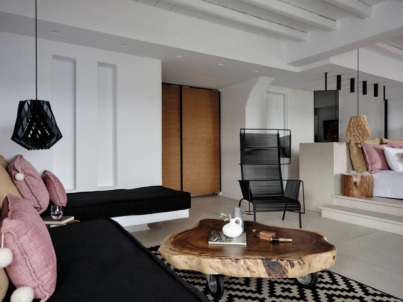 Mykonos-No5-Luxury-Suites---Villas-Room-35