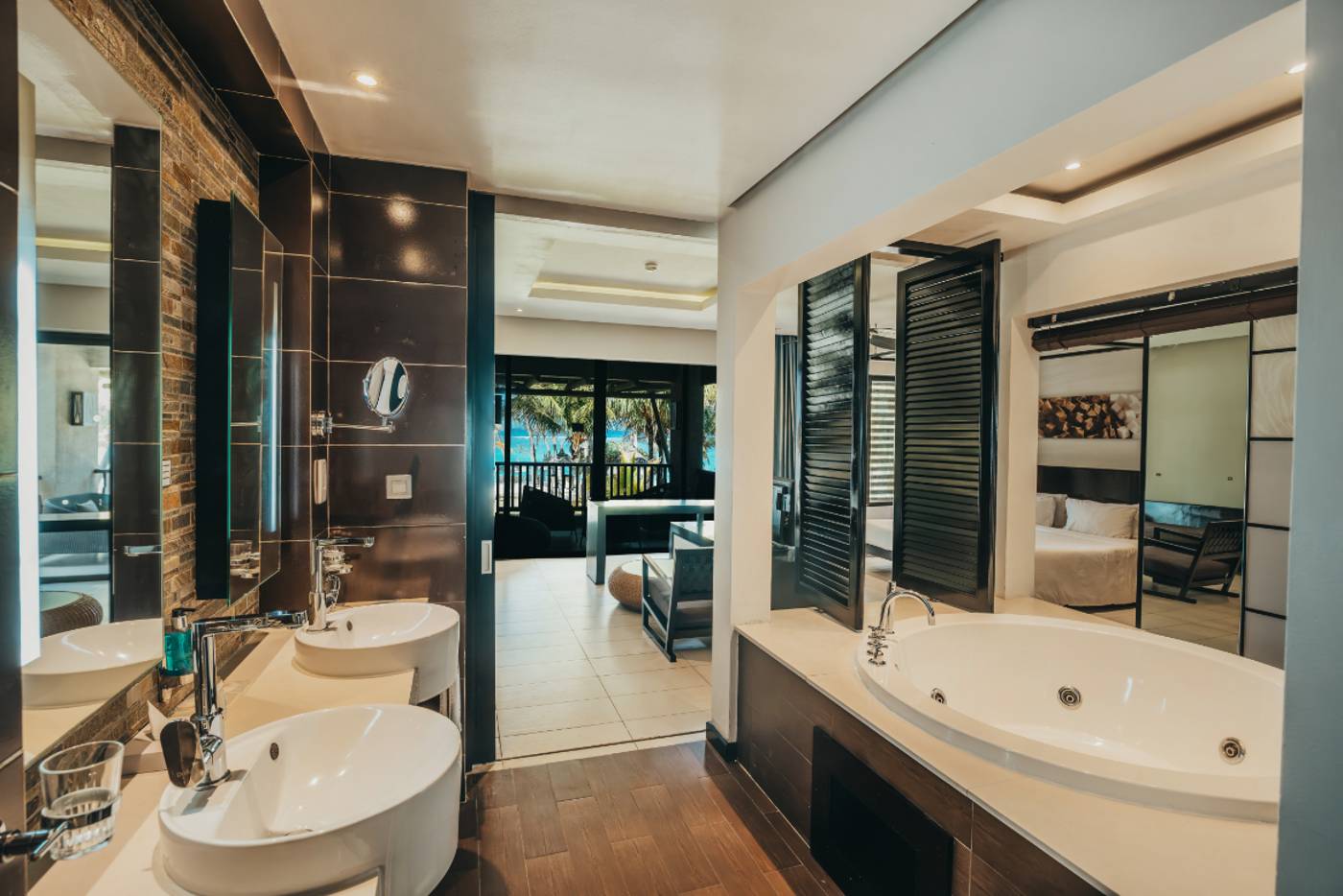 Crystals Beach Resort 26.11