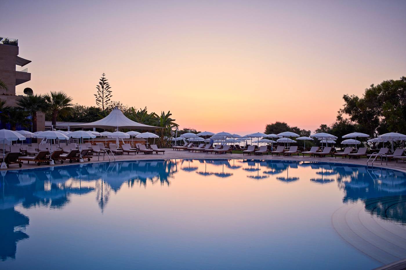 Grecian-Park-Hotel-Pool-11