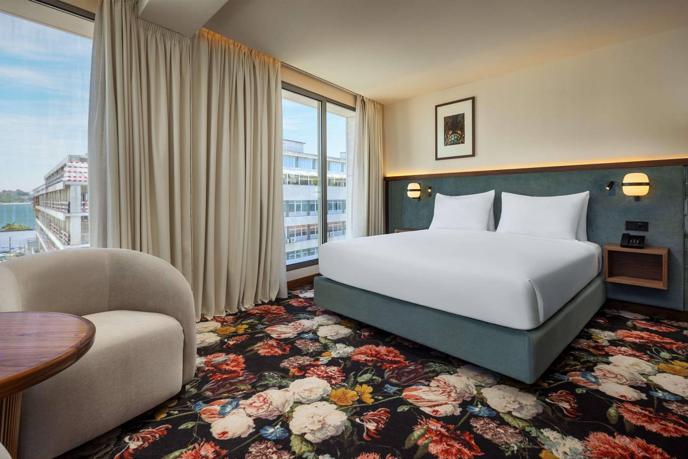 DUO-Hotel-Lisbon--Curio-Collection-By-Hilton-Room-7