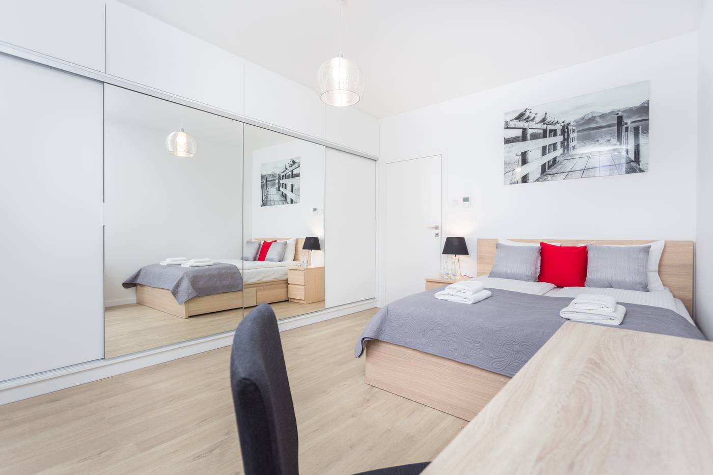 Apartamenty-InPoint-Central-Room-32