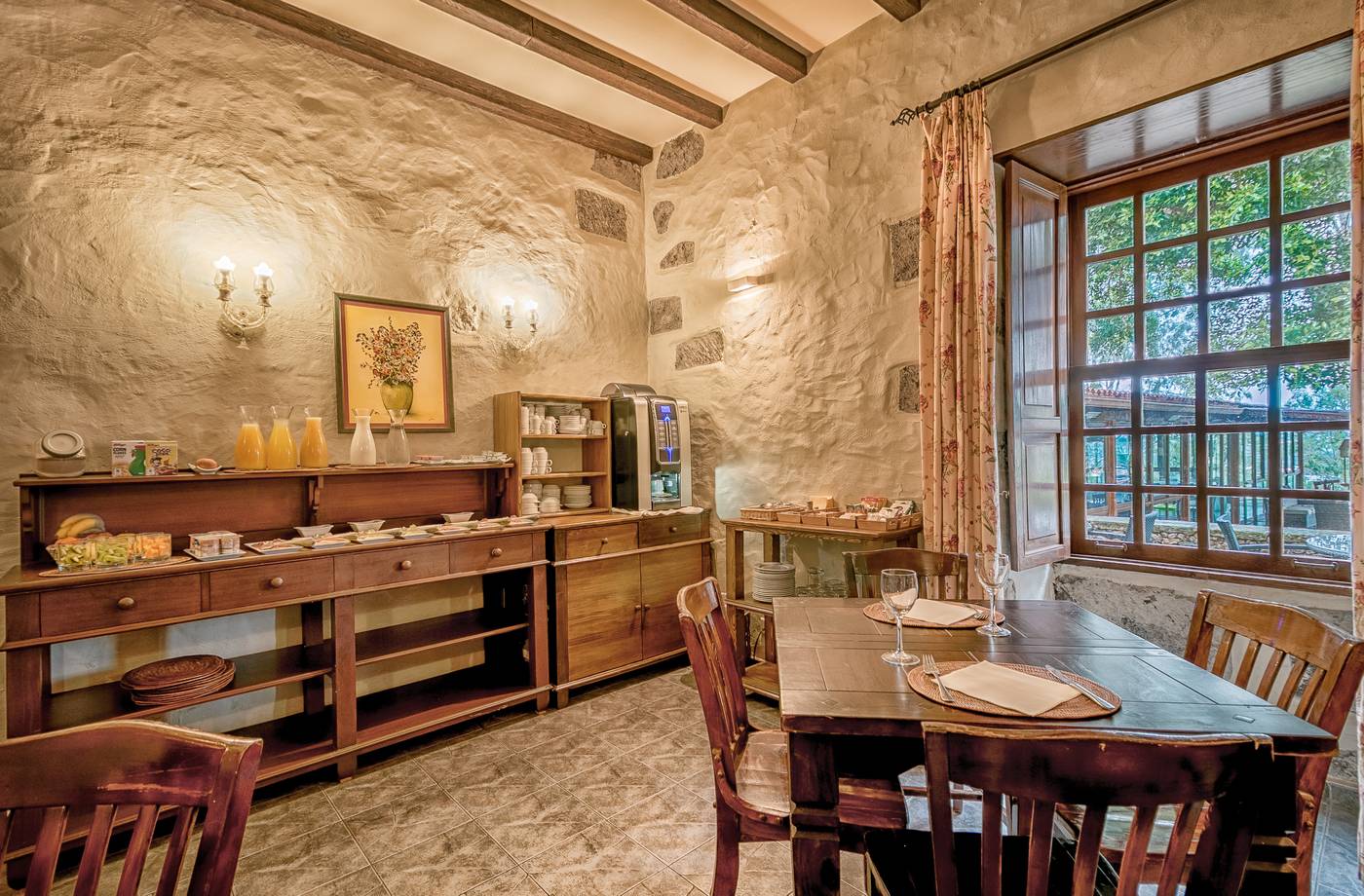 Hotel-Rural-LIVVO-Maipez-Restaurant-52