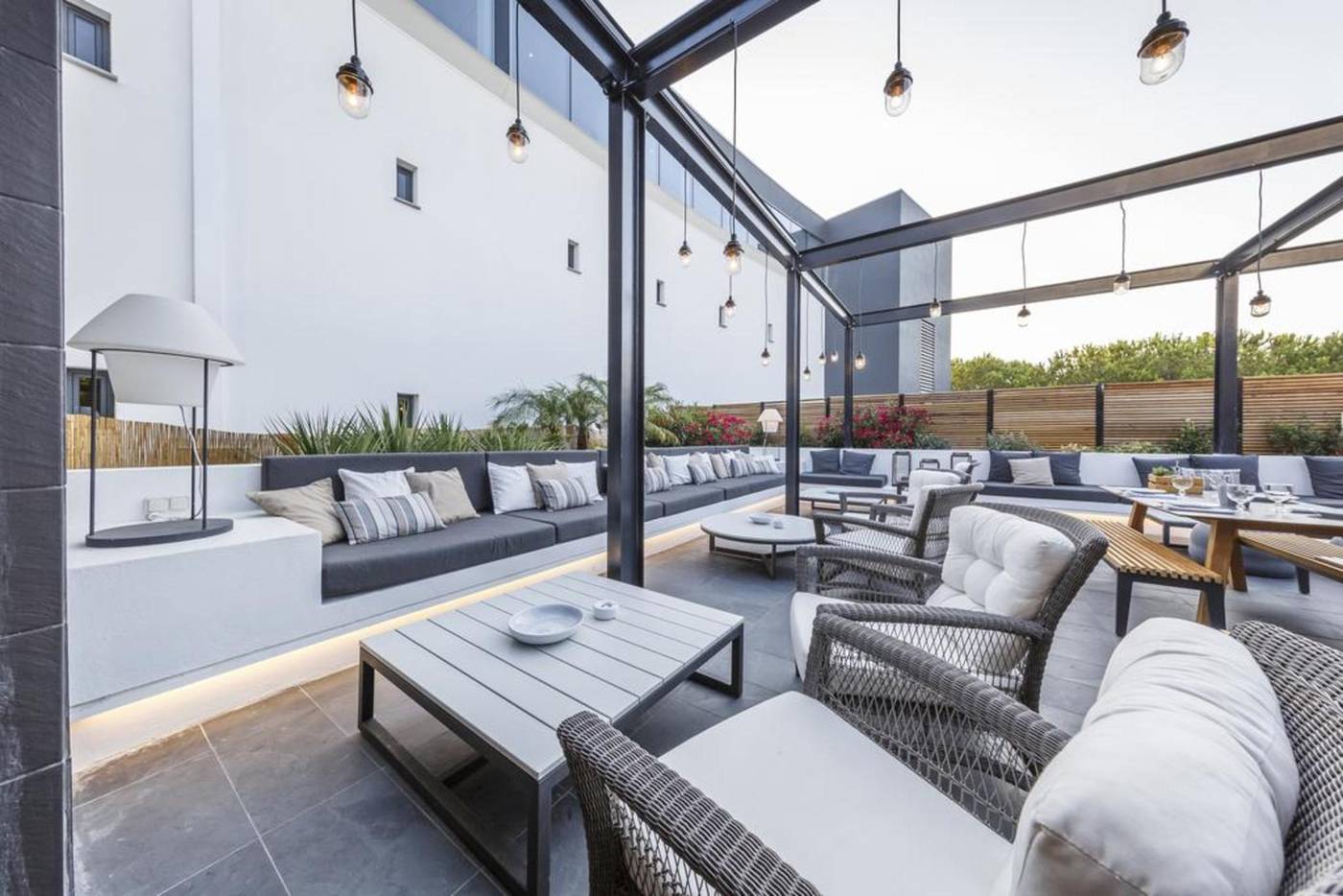 Praia-Verde-Boutique-Hotel---Design-Hotels-Terrace-10