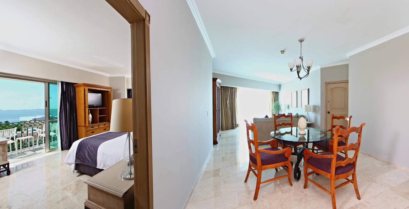 Sandos-Cancun-Lifestyle-Resort---Adults-Recommended-Room-27