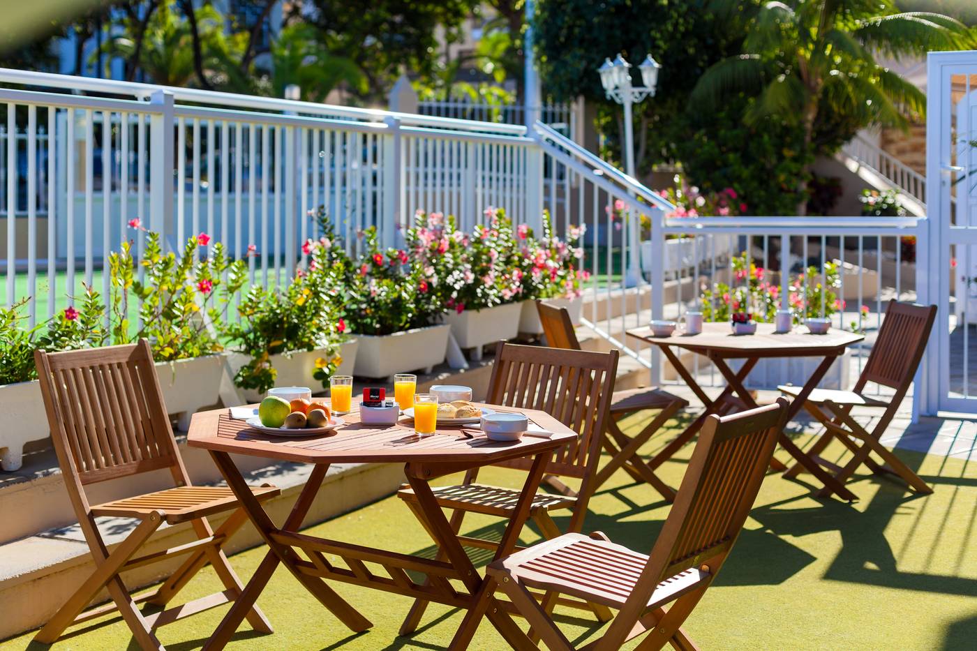 Los-Dragos-Del-Norte-Terrace-15