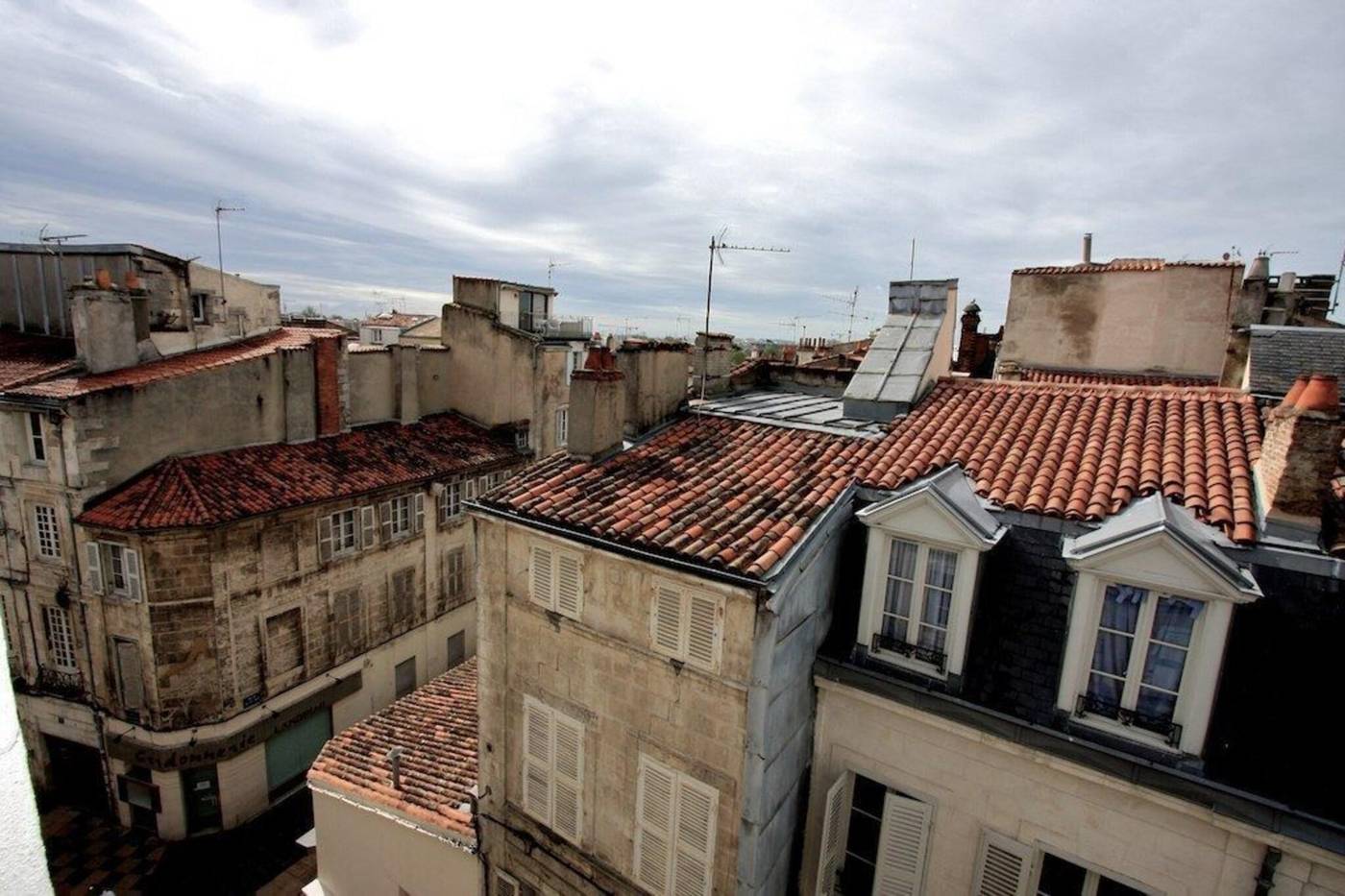 Hotel Henri Iv-France-LA ROCHELLE-General view-5