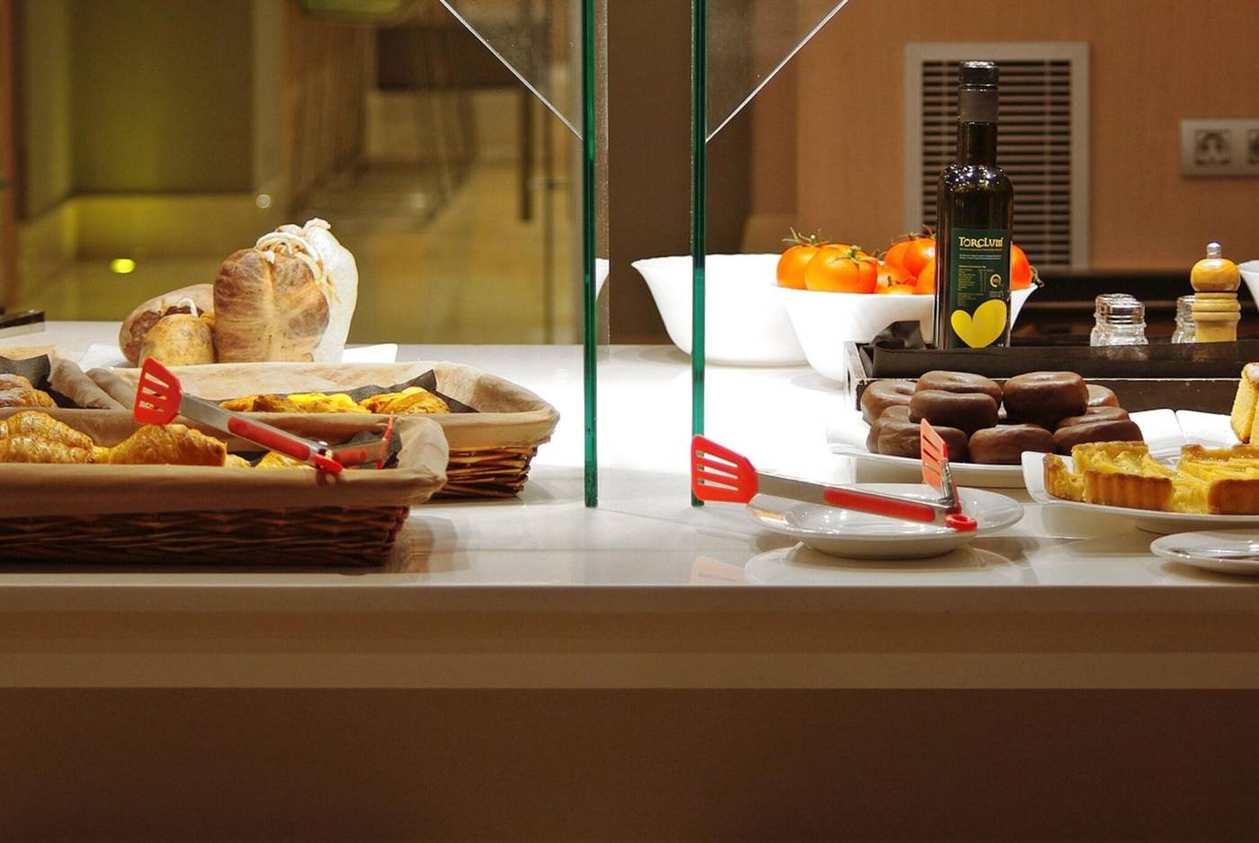 Doubletree-By-Hilton-Girona-Restaurant-37