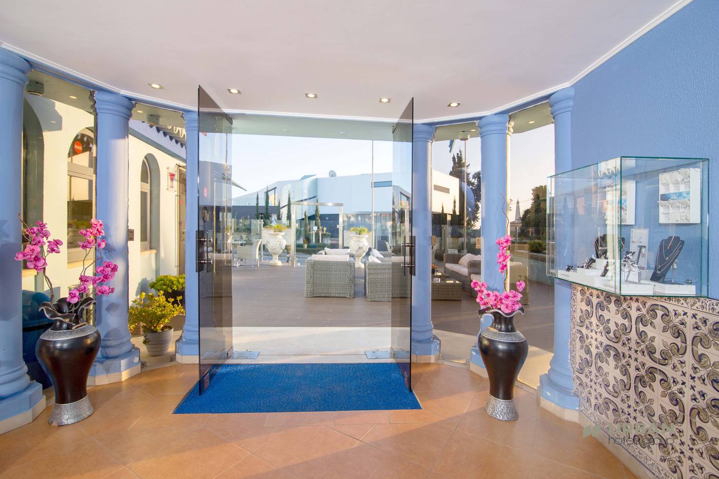 Hotel-Santa-Eulalia-Praia-Lobby-58