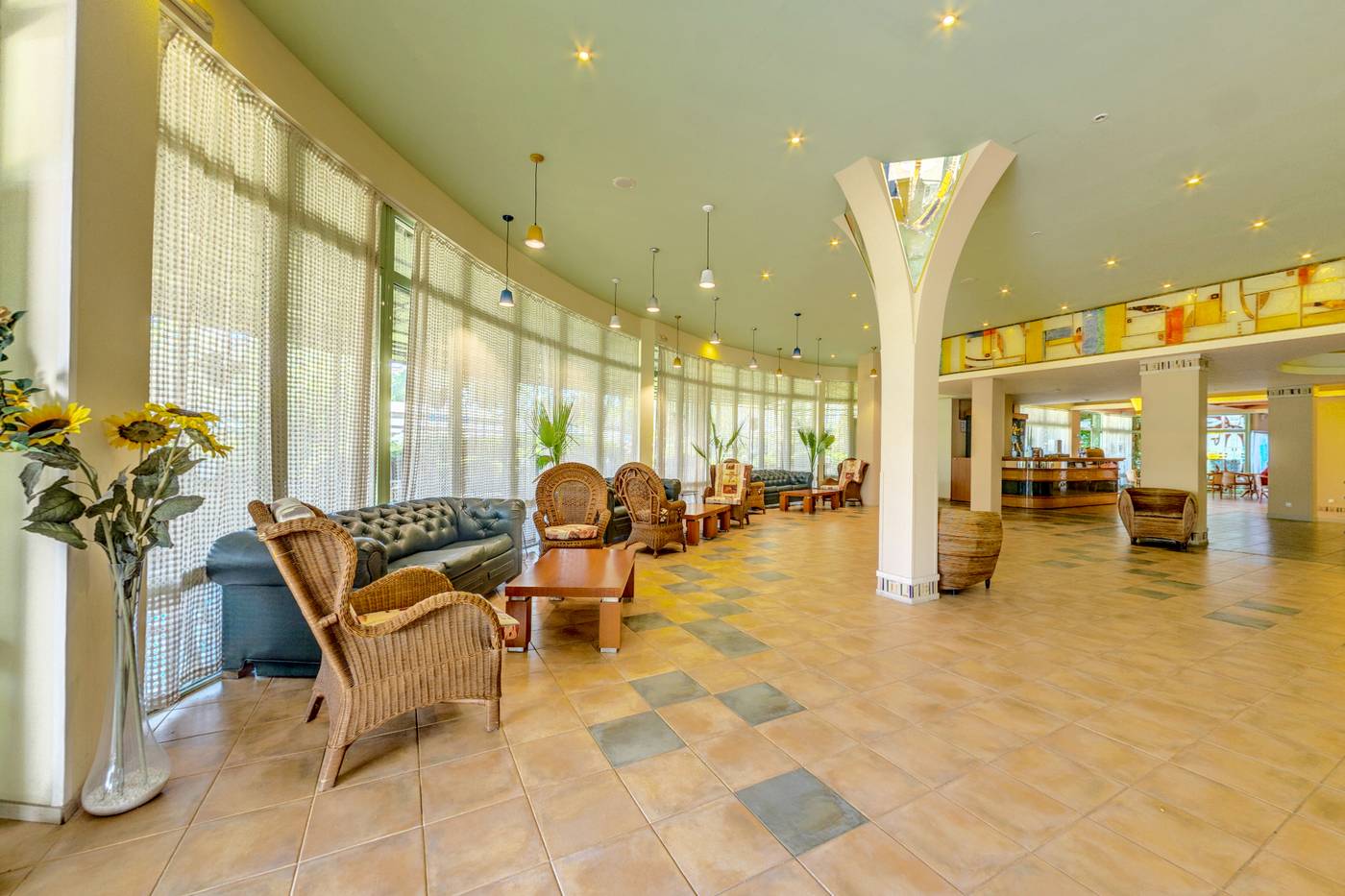 DAS-Club-Hotel-Sunny-Beach-Lobby-36