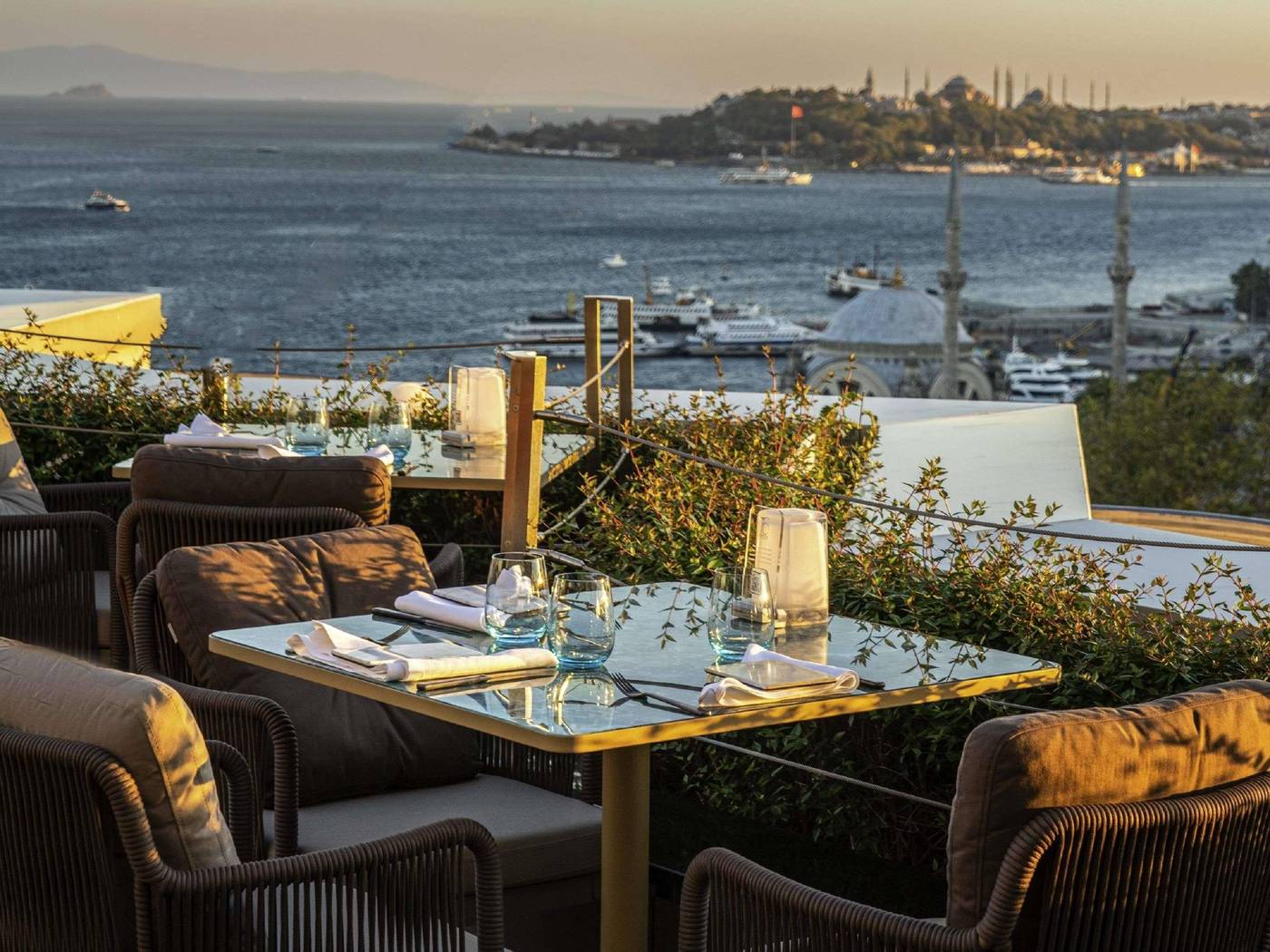 Swissotel-The-Bosphorus-Istanbul-Restaurant-106