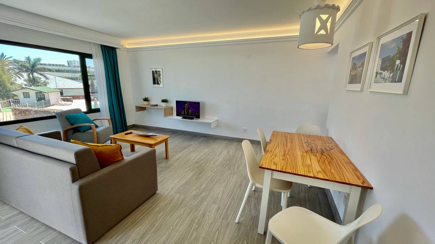 Palmeras-Garden-Room-29