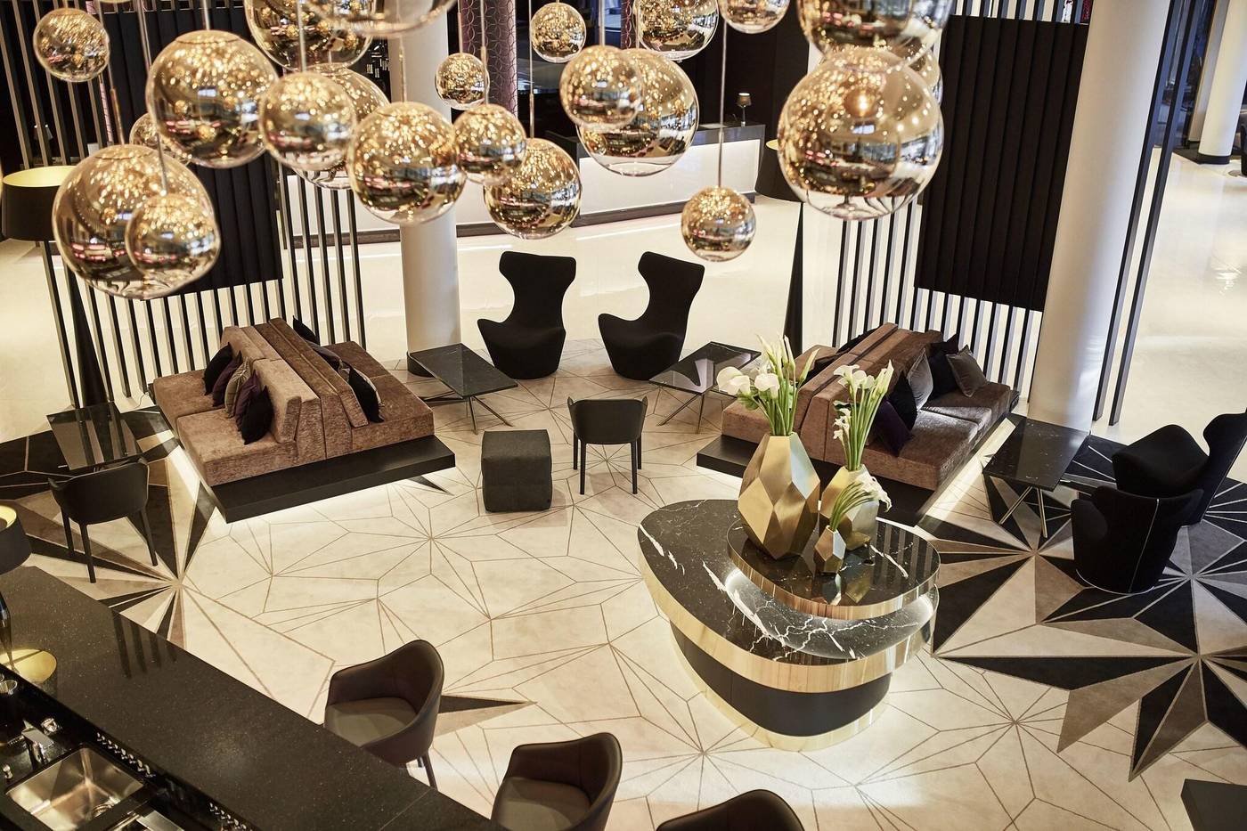 Hilton-Tallinn-Park-Lobby-16