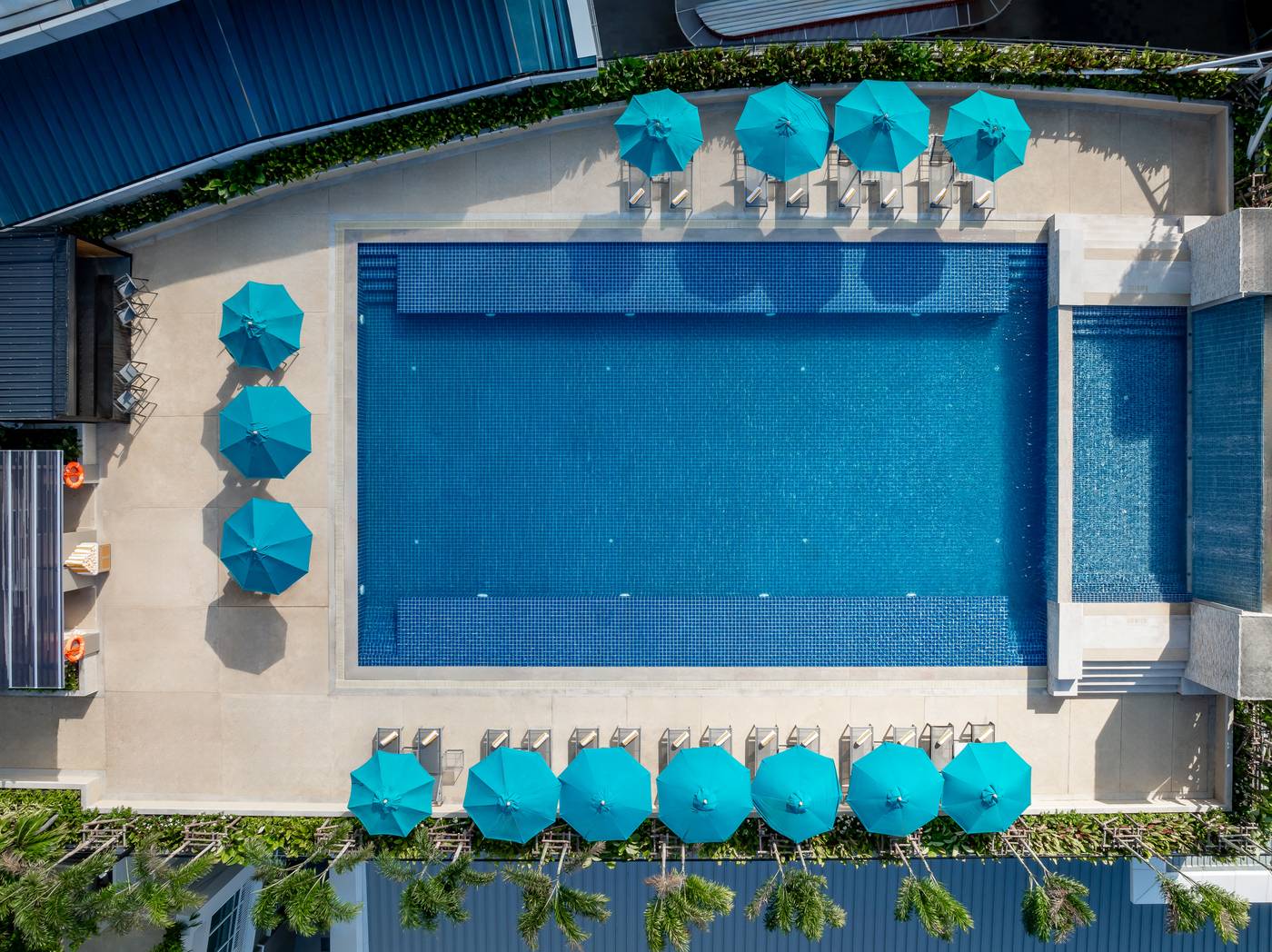 M-Social-Hotel-Phuket-Pool-4