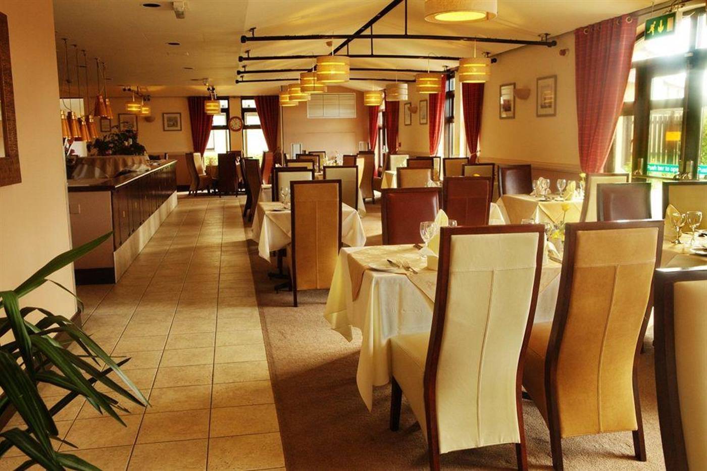 Peninsula-United Kingdom-VALE-General view-2