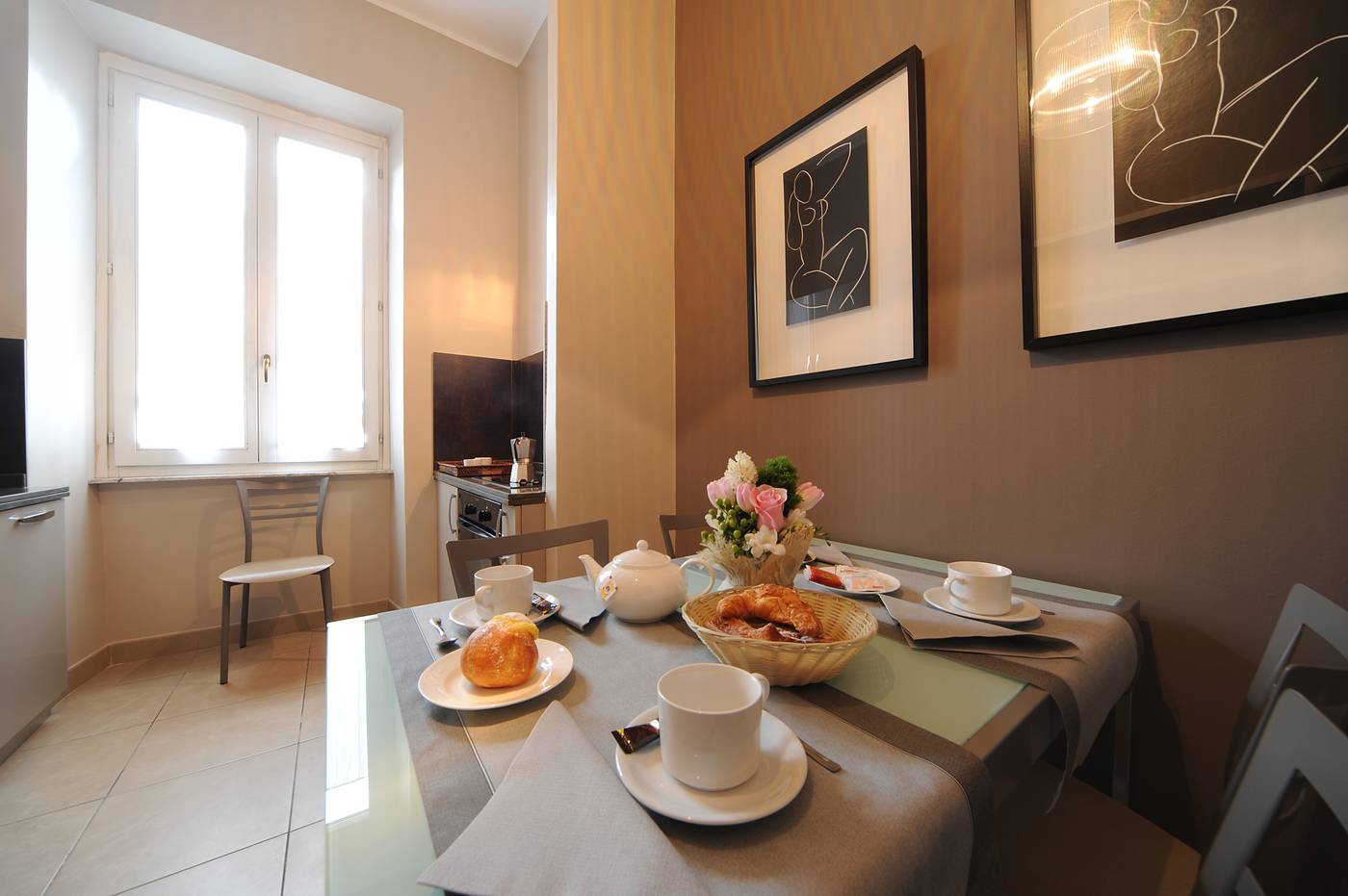 Residence-Trianon-Borgo-Pio-Room-4