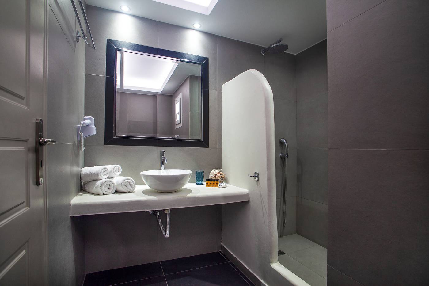 Margarenia-Studios-Room-41