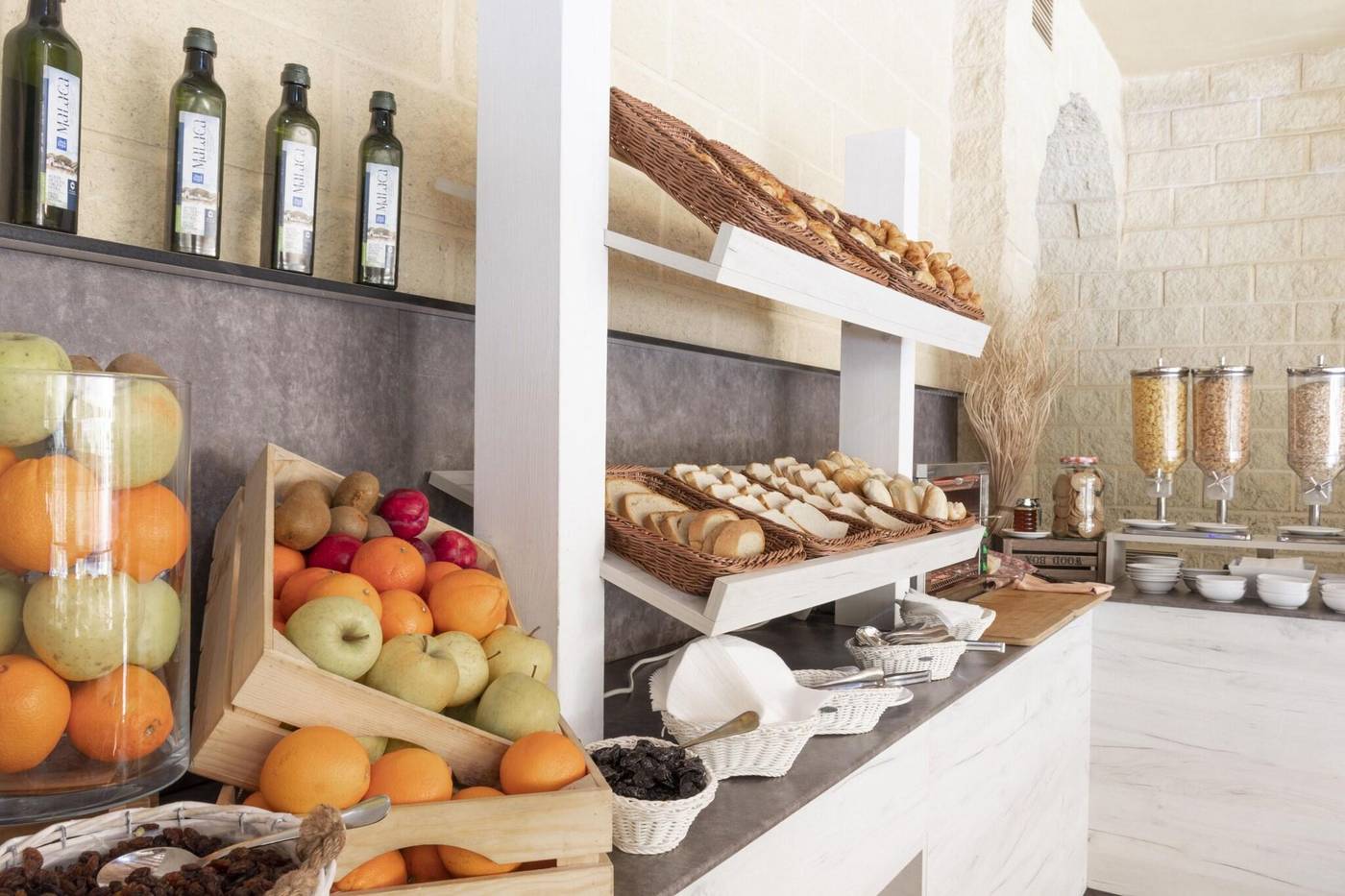 Hotel-Plaza-del-Castillo-Restaurant-43