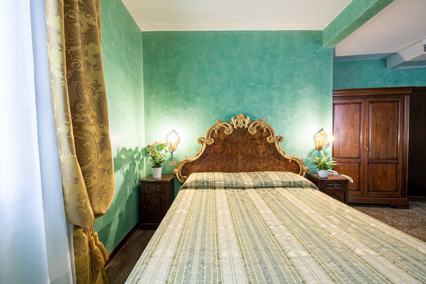 Hotel-Marconi-Room-48