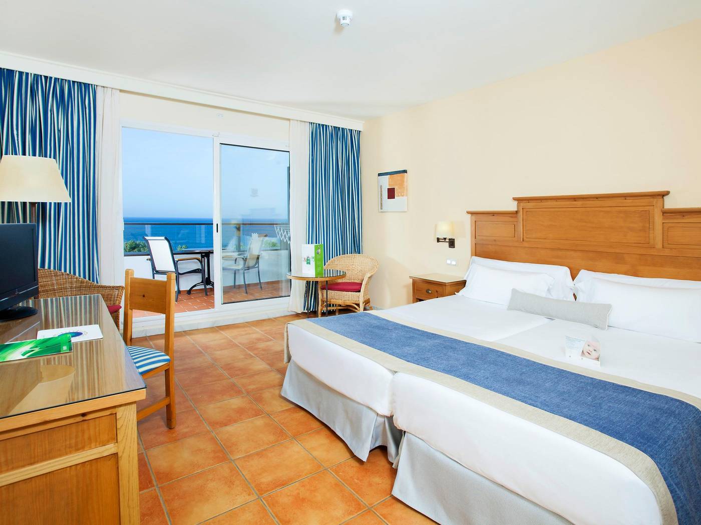 Hotel-Fuerte-Conil-Costaluz-Room-37