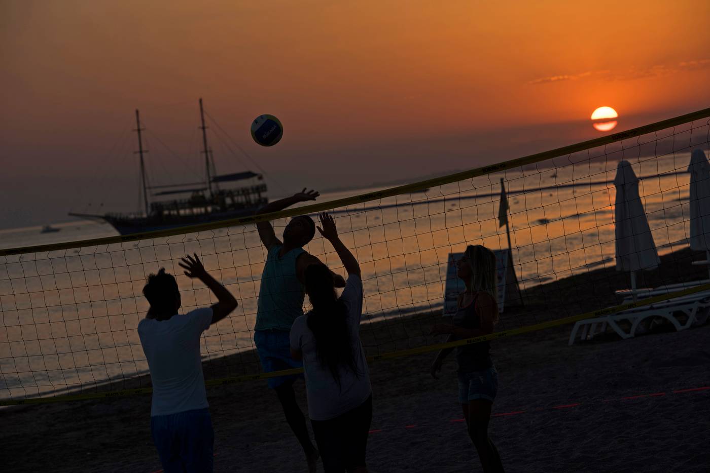 Acanthus-Cennet-Barut-Collection-Sports-and-Entertainment-71