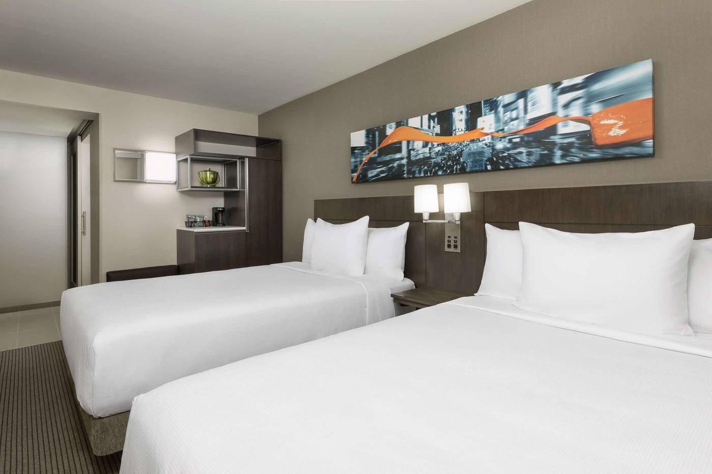 Hyatt-Place-New-York-City---Times-Square-Room-21