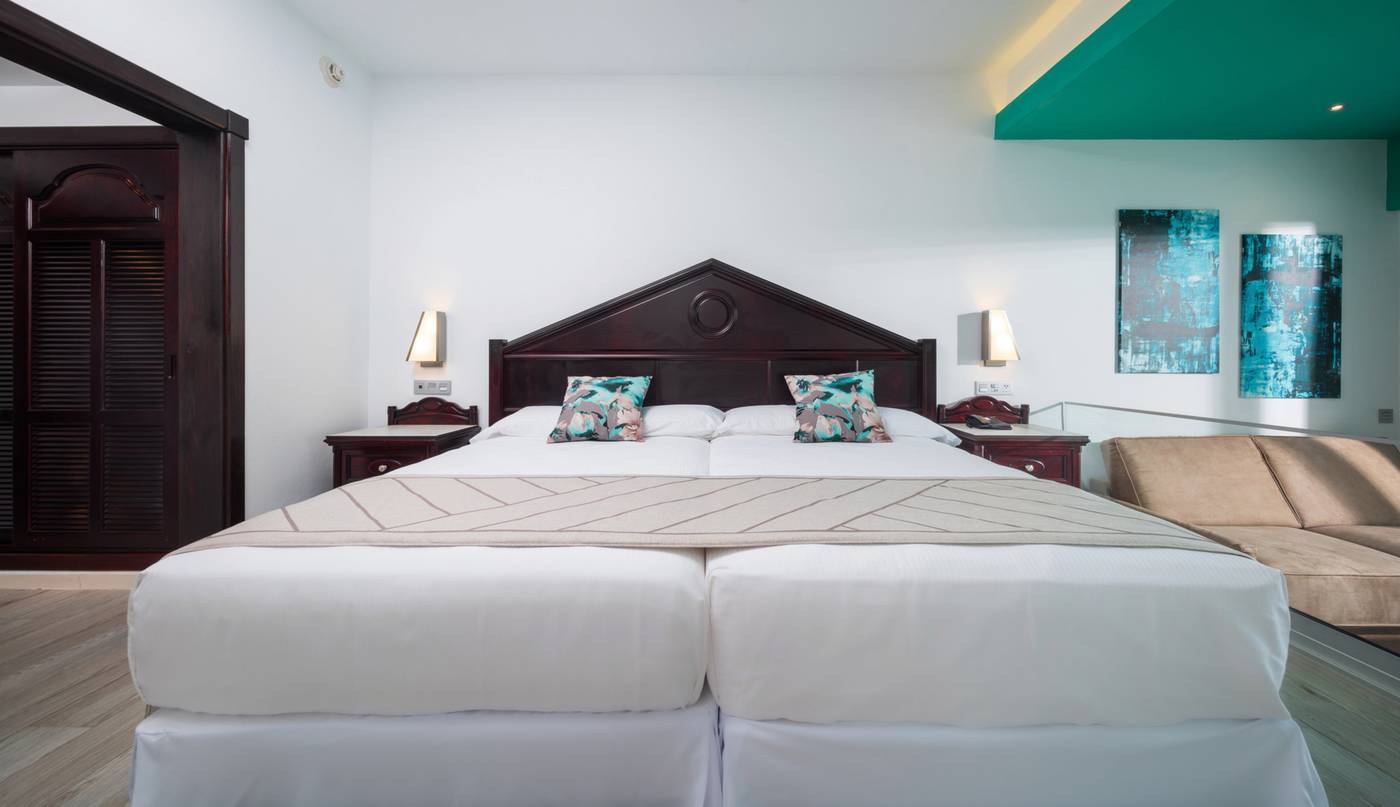 Riu-Ocho-Rios-All-Inclusive-Room-27