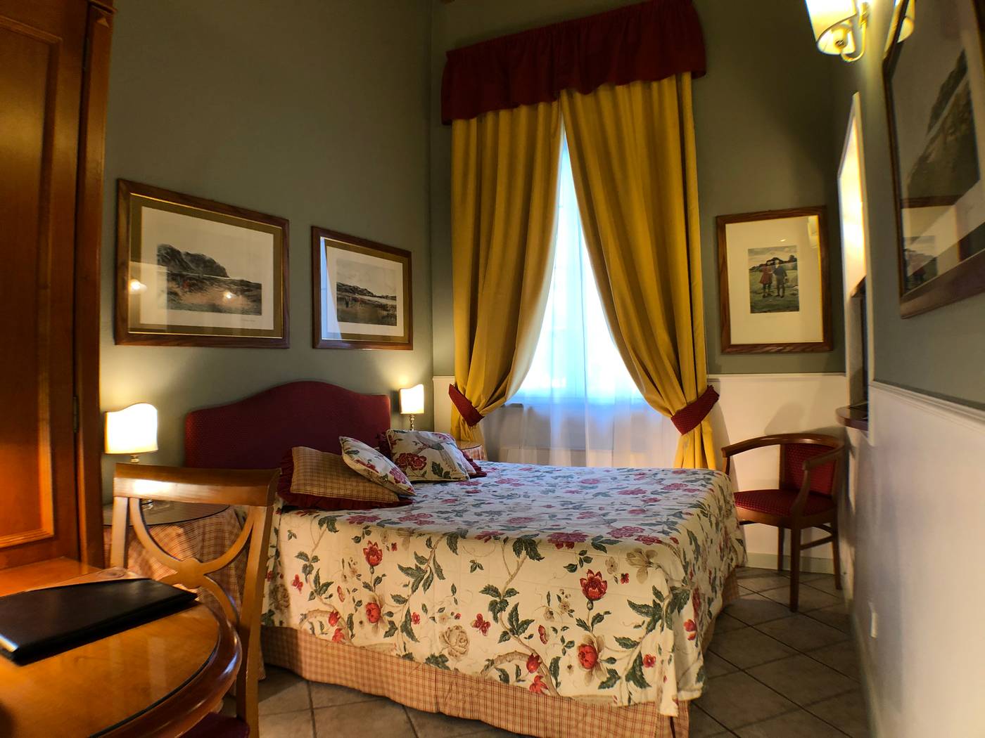 Rosary-Garden-Hotel-Room-23