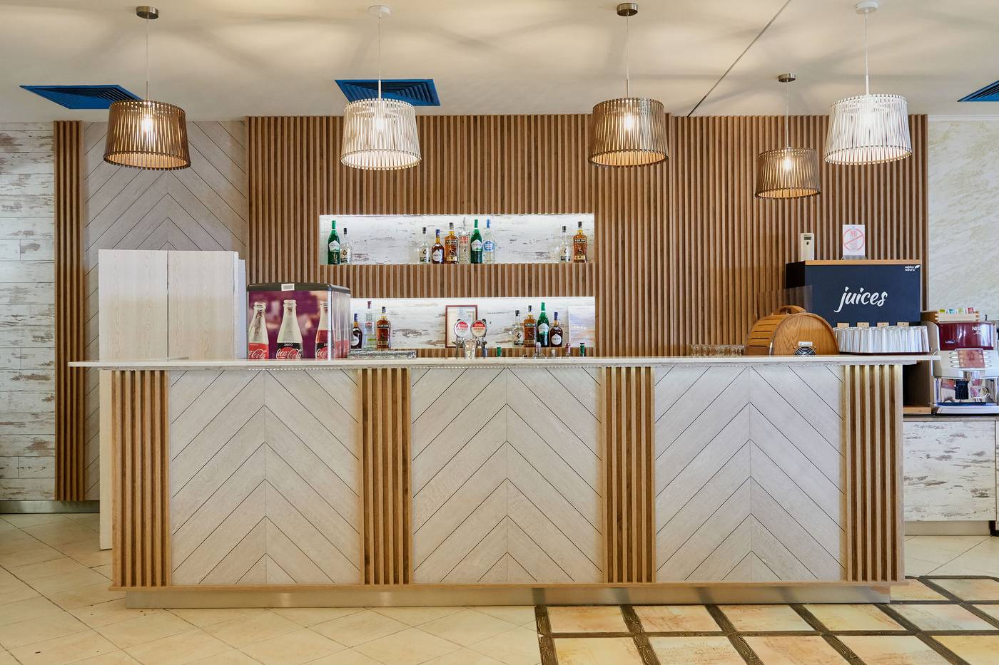 Bellevue-Restaurant-44