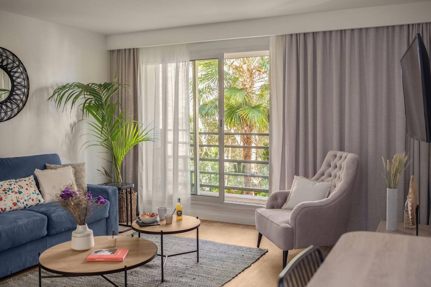 Pepper---Paper-Room-23