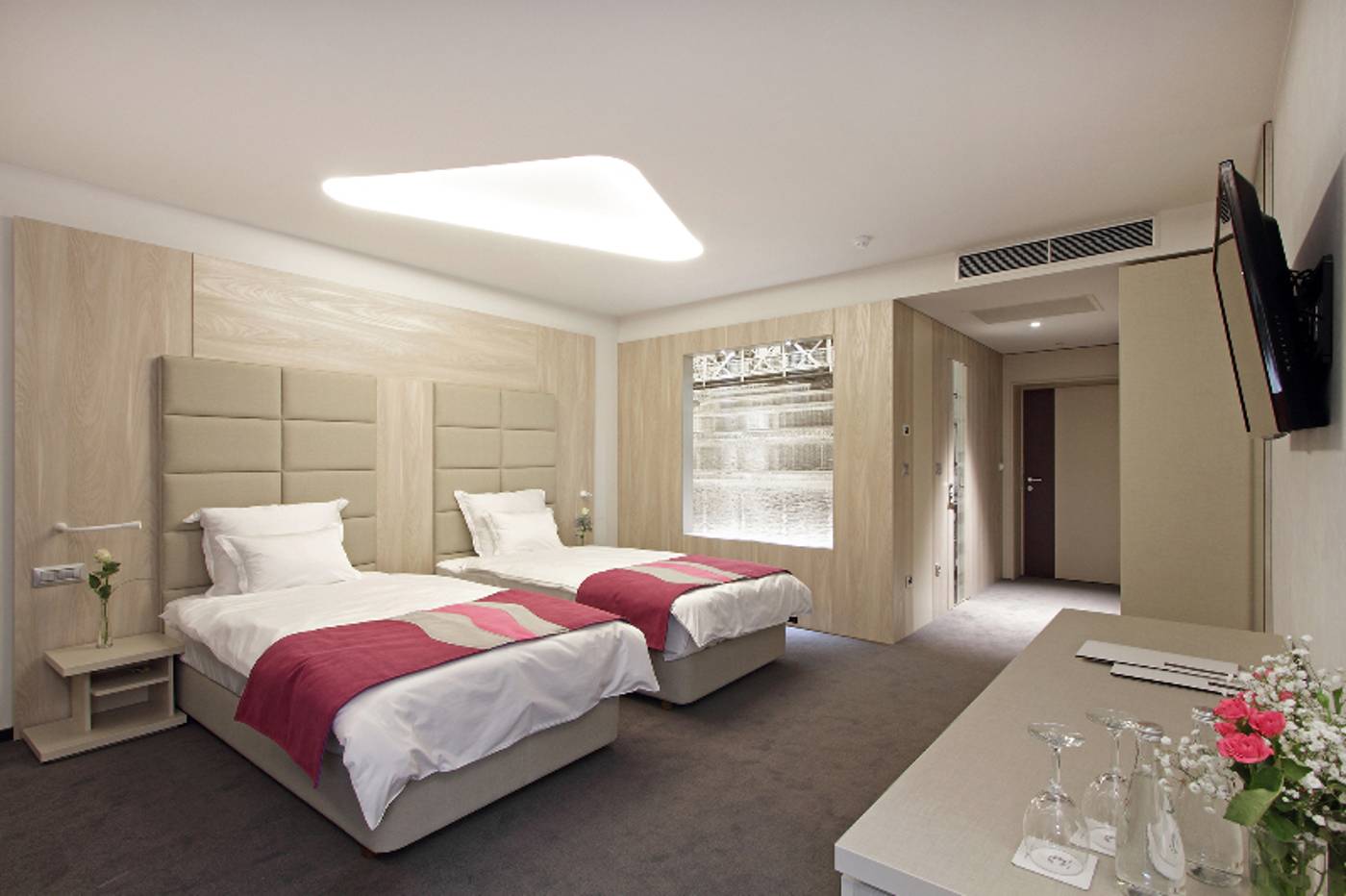 Colors Inn-Bosnia & Herzegovina-SARAJEVO-Room-10