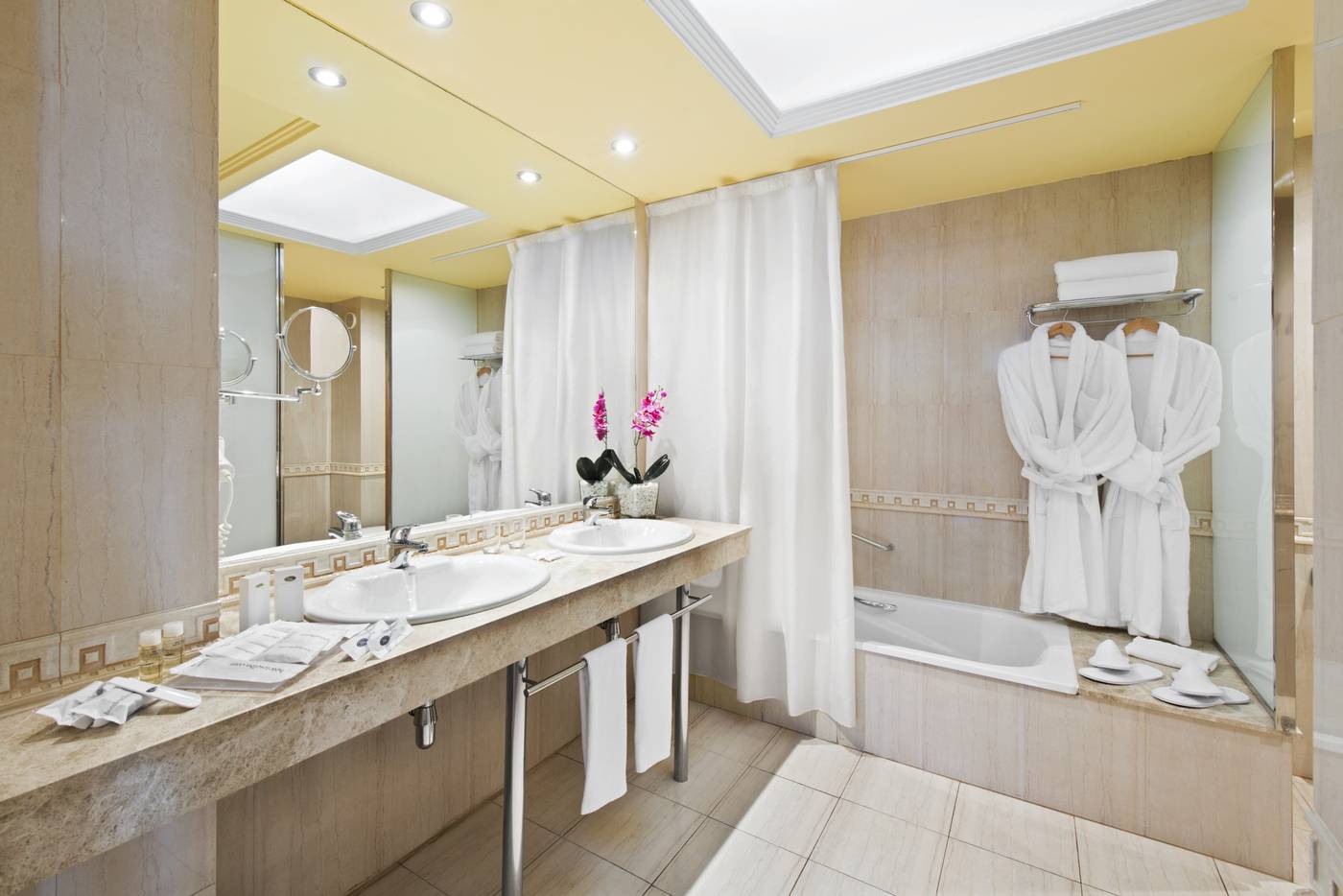 Elba-Vecindario-Aeropuerto-Business---Convention-Room-13