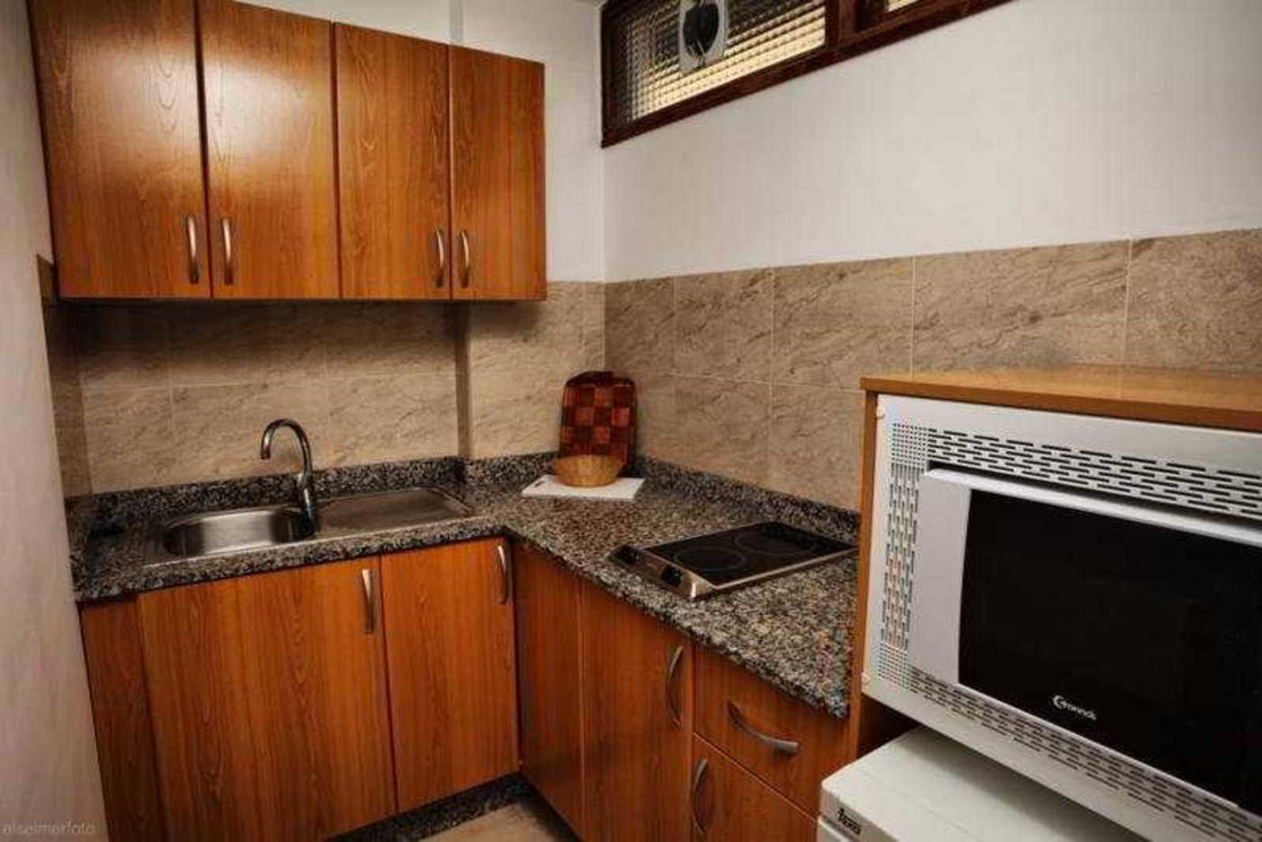 Las-Arenas-Apartments-Room-18