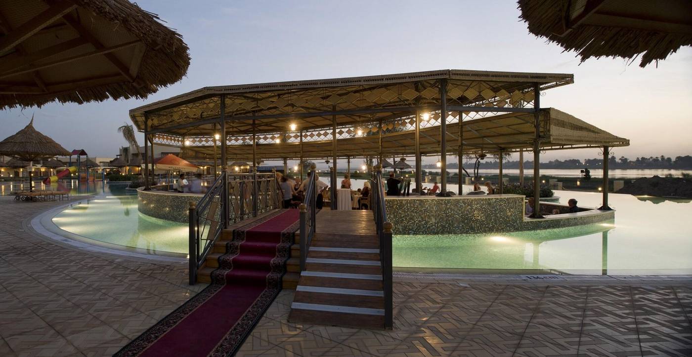 Jolie-Ville-resort---Spa-Kings-Island--Luxor-Bar-62