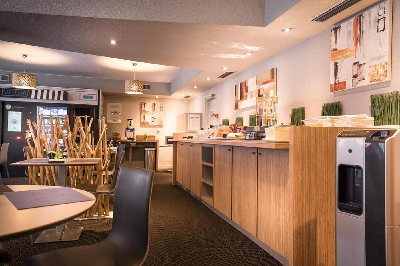 Kyriad-Le-Bourget-Centre---Parc-Des-Expositions-Restaurant-16