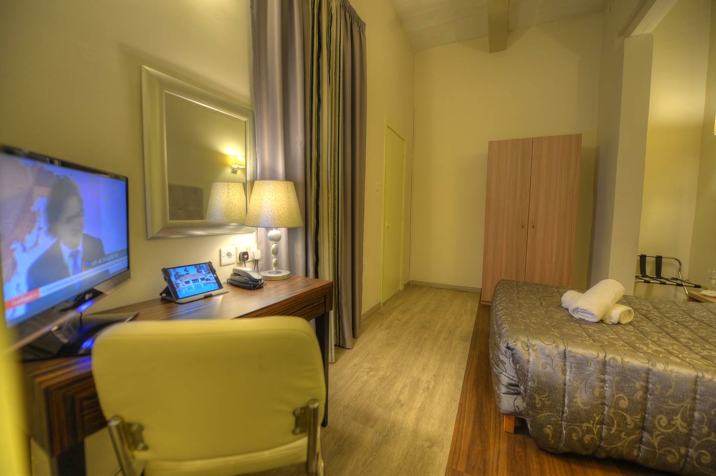 Europa-Hotel-Room-34